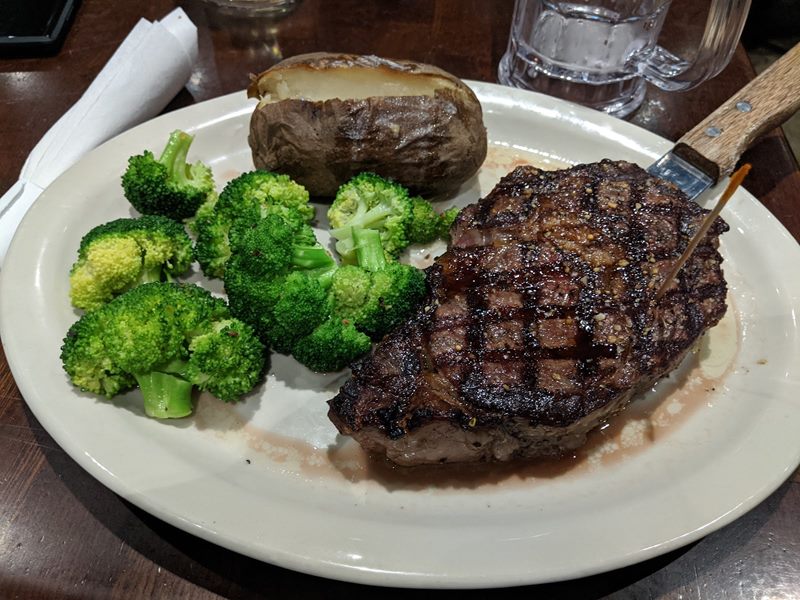 Legends Lounge & Event Center food